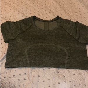 lululemon shirt no pilling nwot
